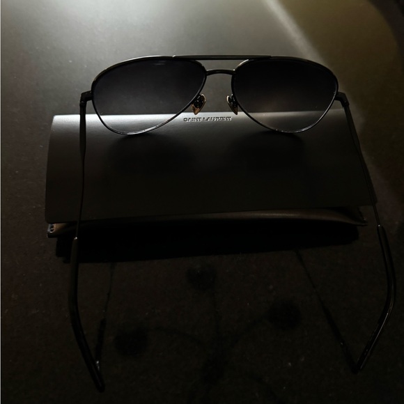 Saint Laurent Paris Gradient Aviator Sunglasses - Picture 5 of 16